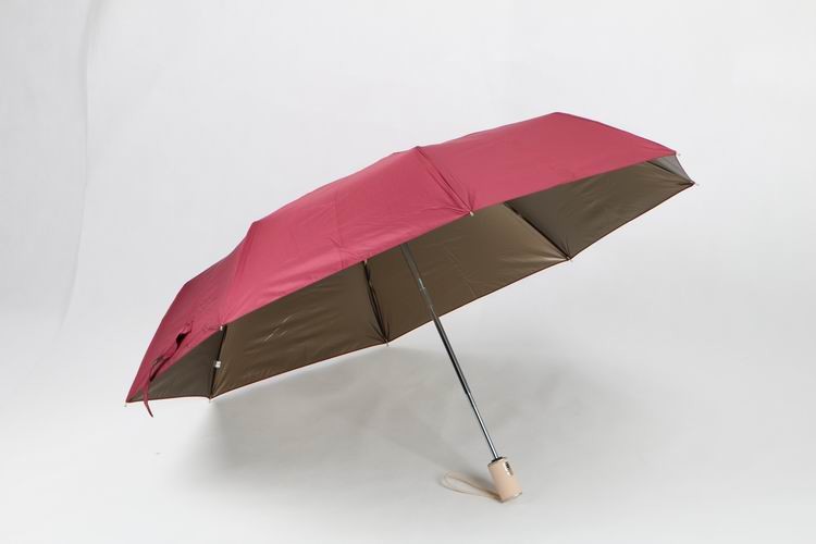 Quality 21 inch red auto open close umbrella with gold coating and leather handle for sale