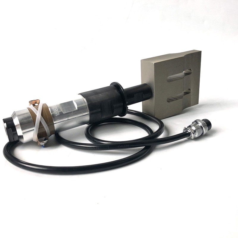 Quality 2500W 15Khz Ultrasonic Welding Transducer With Booster for sale