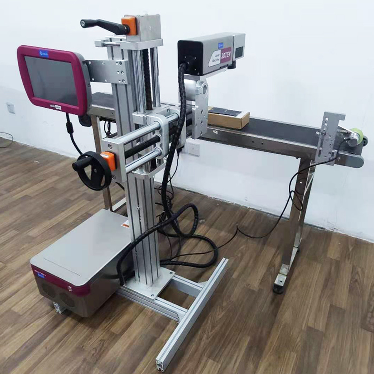Quality Dikai IP65 20w Fiber Laser Marking Machine Engraver Air Cooling for sale