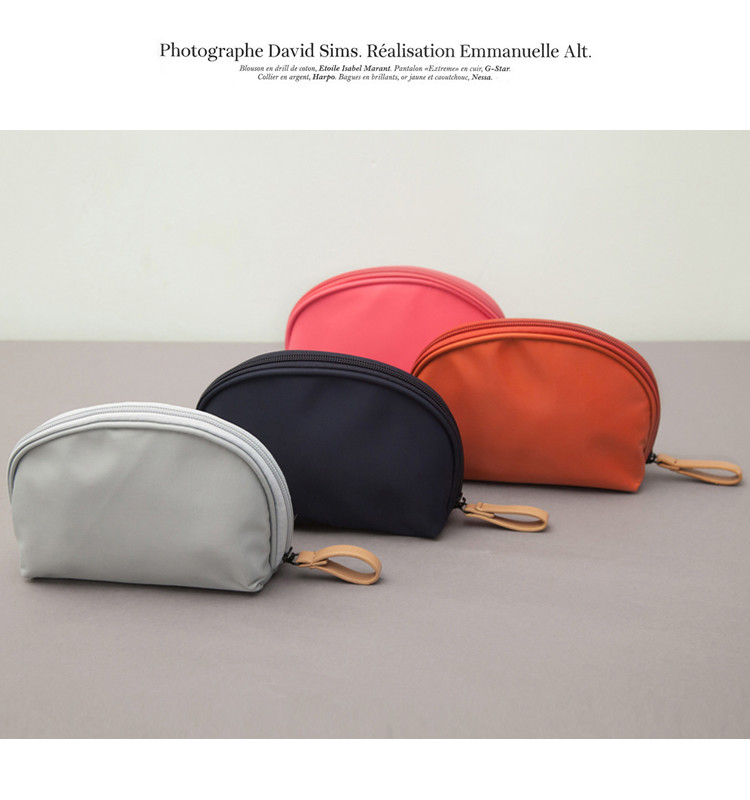Wholesale Various Colorway Lady Custom Half Moon Cosmetic Bag