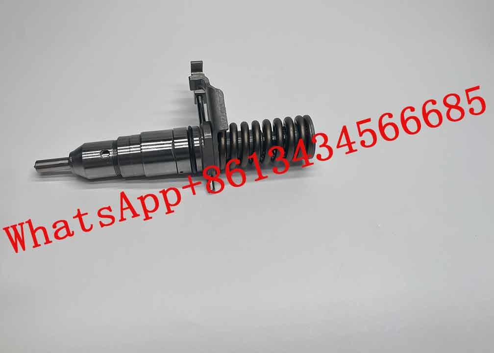 Excavator Spare Parts Diesel Fuel Injector 7E8729 7E-8729 For E200B 3114 Excavator Construction Machinery Parts