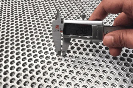 Customizable Perforated Stainless Steel Sheet Ageing Resistance