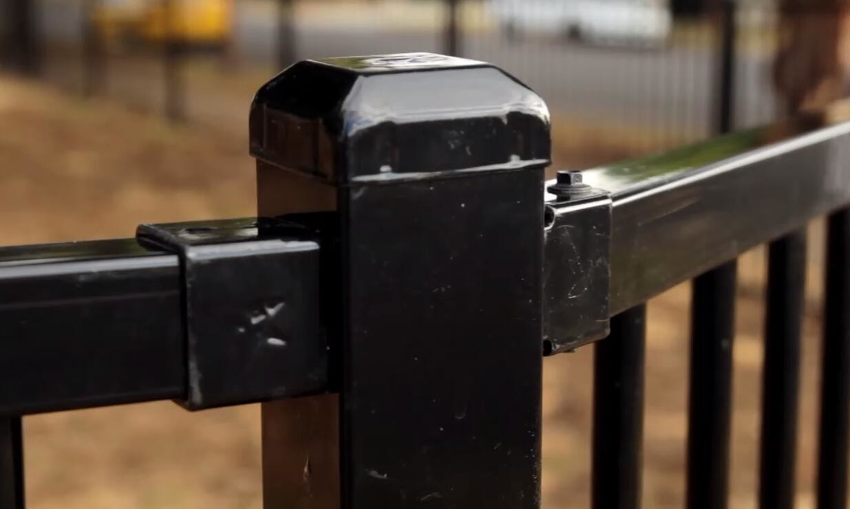 Interpon Powder Coated Sliding gates 2100mm x 6000mm