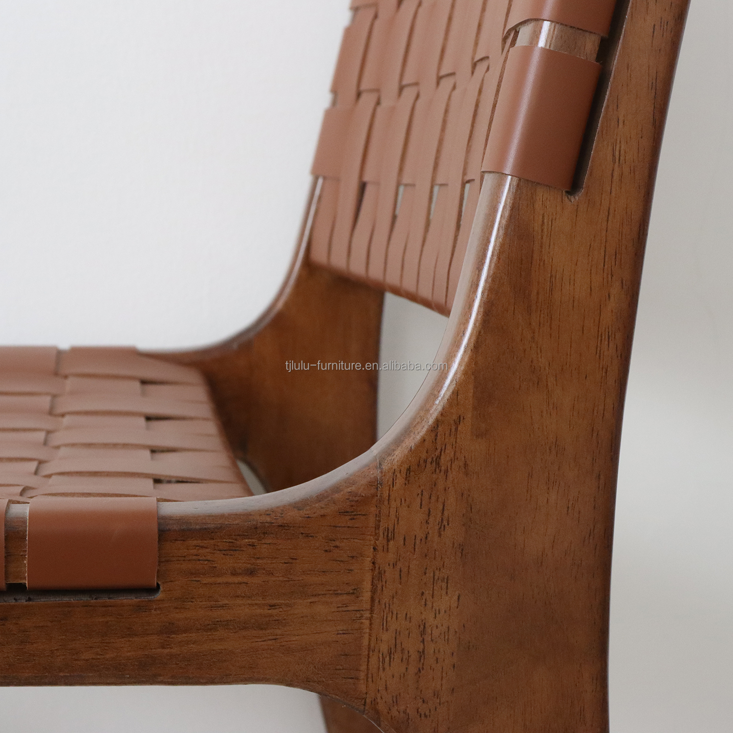 Customized Logo Outdoor Leisure Chairs Solid Wood Furniture Modern Design Style with PU Leather Woven Dining Chair