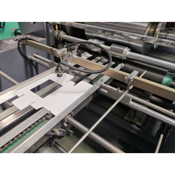 TC-1080A Fully Automatic Paper Box Window Patching Machine with Motor & Engine 380V 100 Pcs/Min Capacity