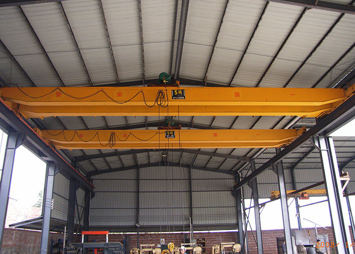 5t~450/80t QD Type Double Girder Bridge Crane Indoor with winch trolley
