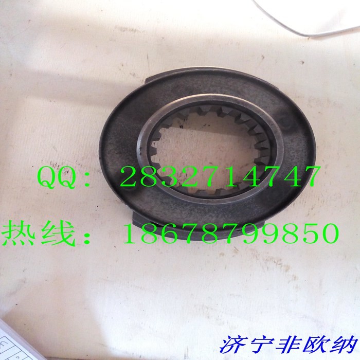 KOMATSU D53-17 D53-18 COUPLING 135-13-31362 TORQUE CONVERTER CASE