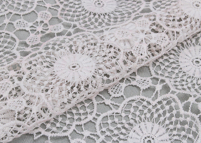 White Water Soluble Lace , Embroidered Guipure Venice Lace Fabric For Bridal Dress