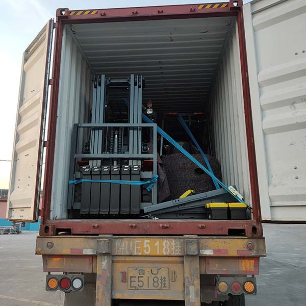 Orange 2.5 Ton Forklift Diesel Chinese Engine FFL Mast Diesel Operated Forklift