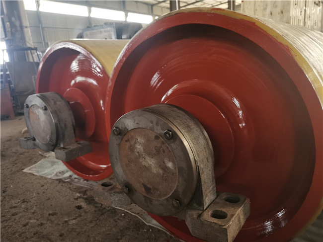 Mining Motorized 650mm Conveyor Bend Pulley For Cement Industry
