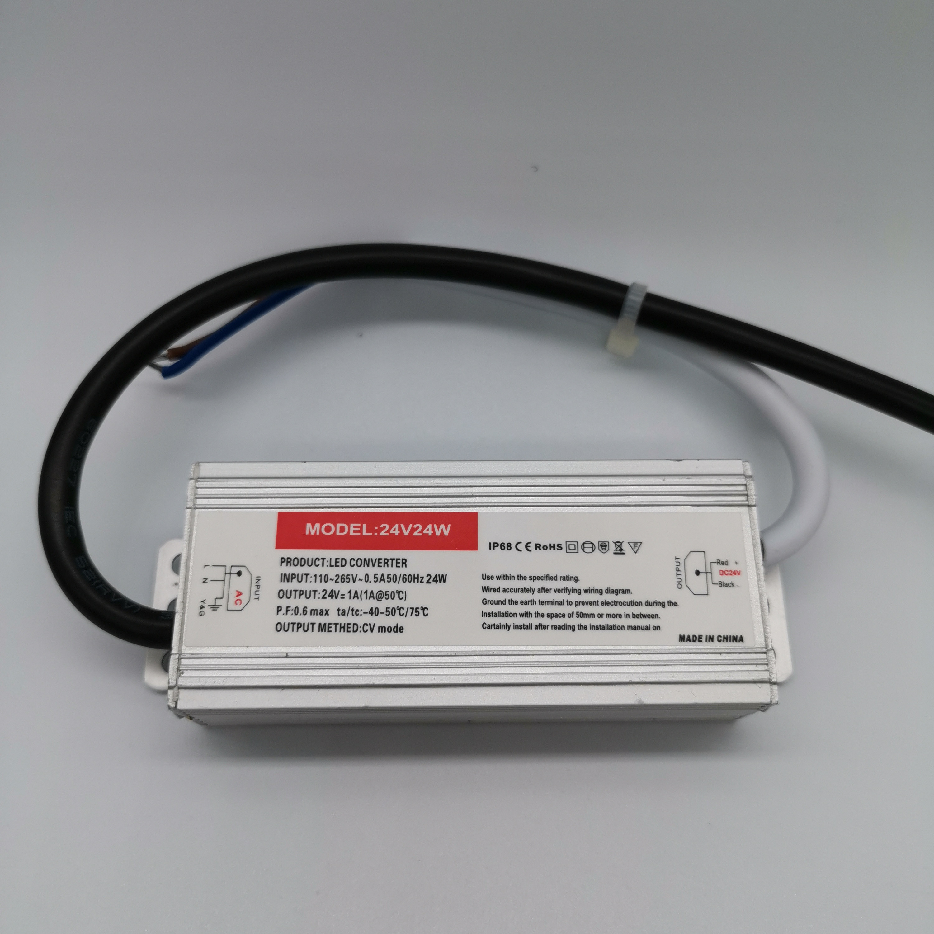 Ultra-Slim 12V 24W LED Driver Black Diamond Linear Smart Switching Power Supply for LED Lighting