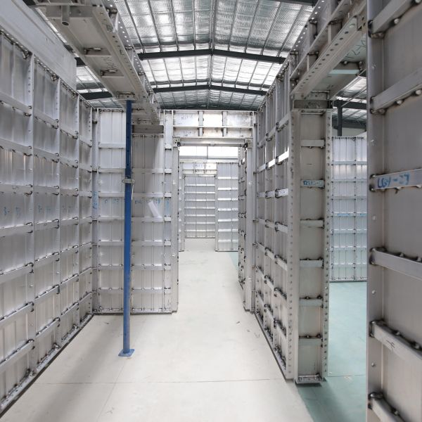 Professional Aluminum Formwork System Installation