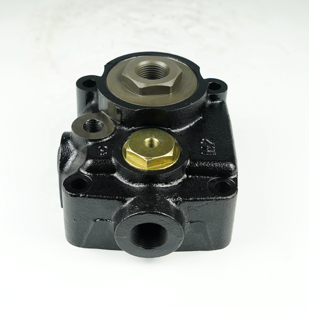 High Quality Air Brake Compressor Cylinder Head for UD Trucks CW520 RF8 Engine