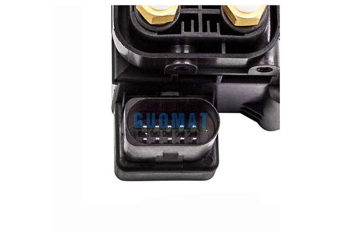 Chassis Pneumatic Solenoid Block Distribution 7L0616251 For 2004 - 2010 Volkswagen Touareg VW 7L