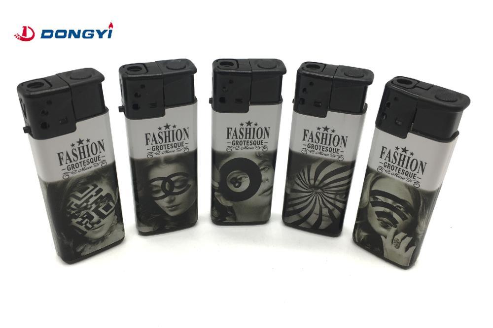 Black and White Vintage Style Customized Colorful Label Fashionable Cigarette Lighter for European and American