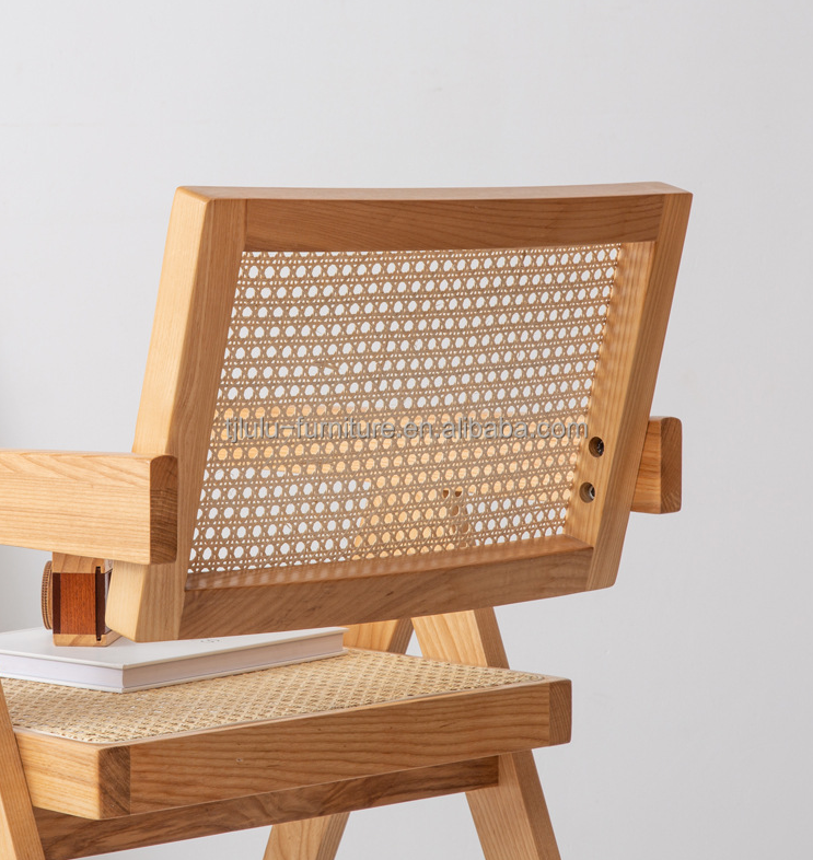 Custom Solid Wood Armrest Rattan Chair for Indoor Classical Dining Furniture in Restaurants