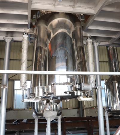 Distillation Plant Essential Oil Hydrodistillation Extraction Machine for Pine Essential Oil High Capacity Large Capacity