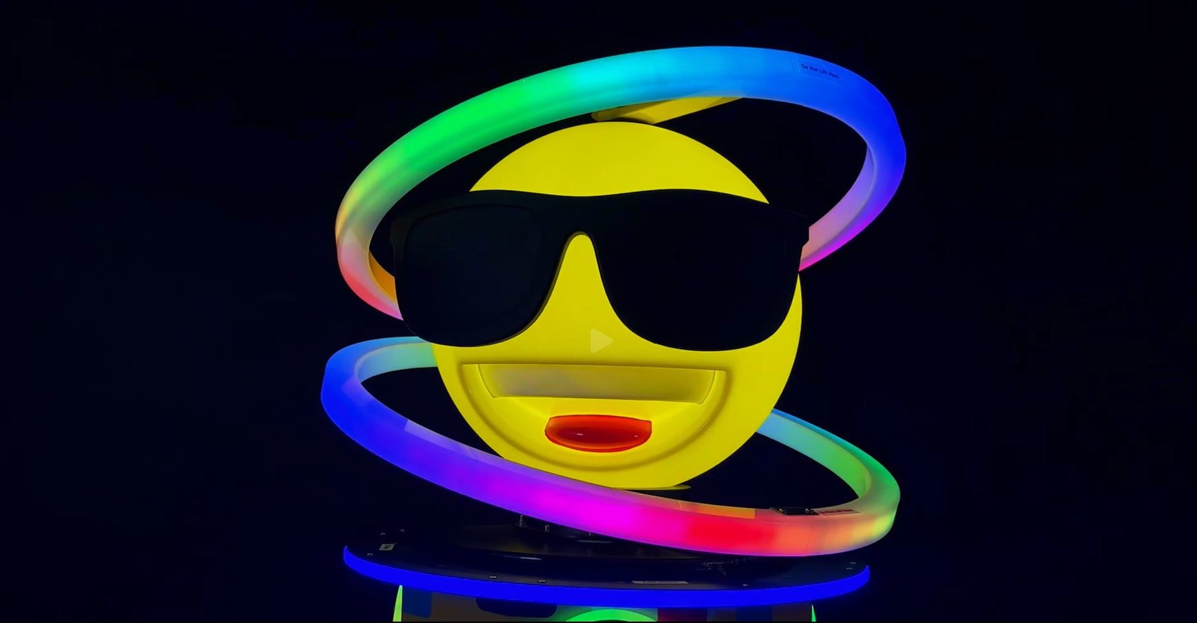 Emoji Frenzy Ticket Redemption Arcade Video Game Machine, 4 Players Emoji Lottery Game With Ball Prize