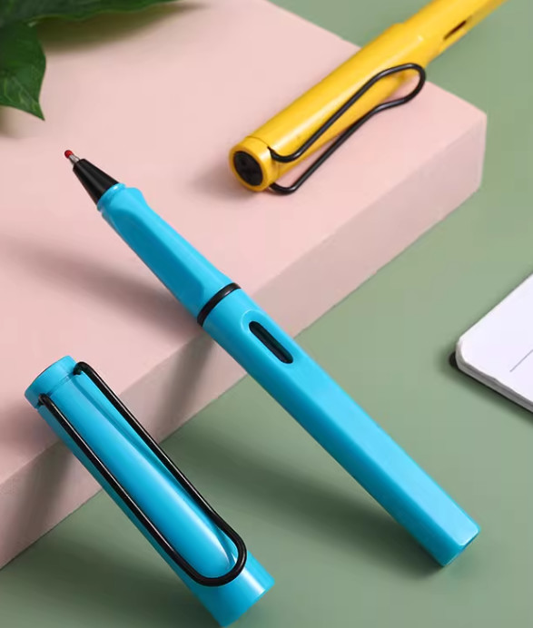 Plastic pen advertising pens with customized logo business signature pen gift pen with engraving