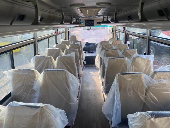 11m 60-70 Seater Coach Bus Left Side Steering Wheel Euro III Emission Well Refurbished