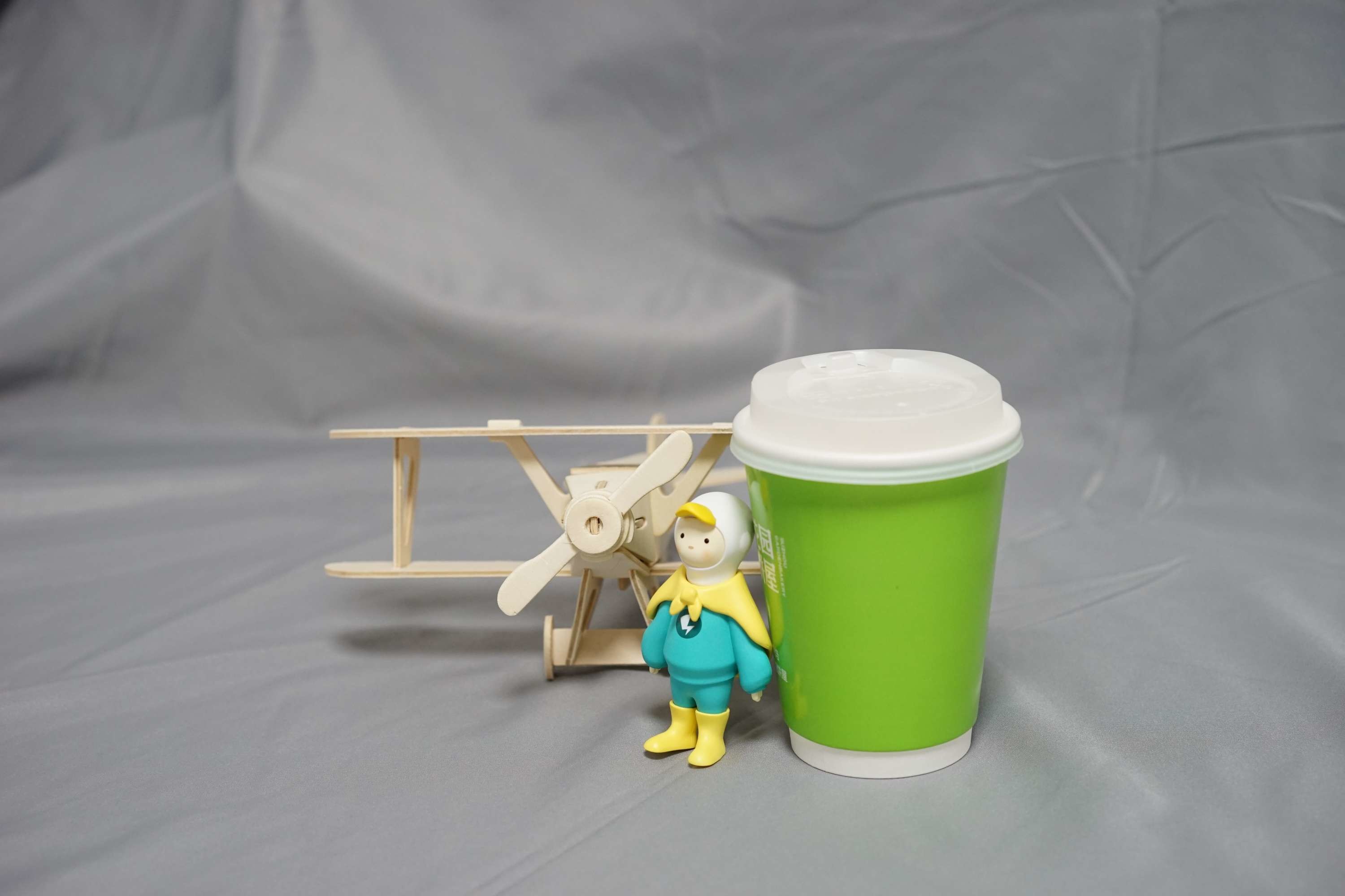 White Flat Hot Cup Lid