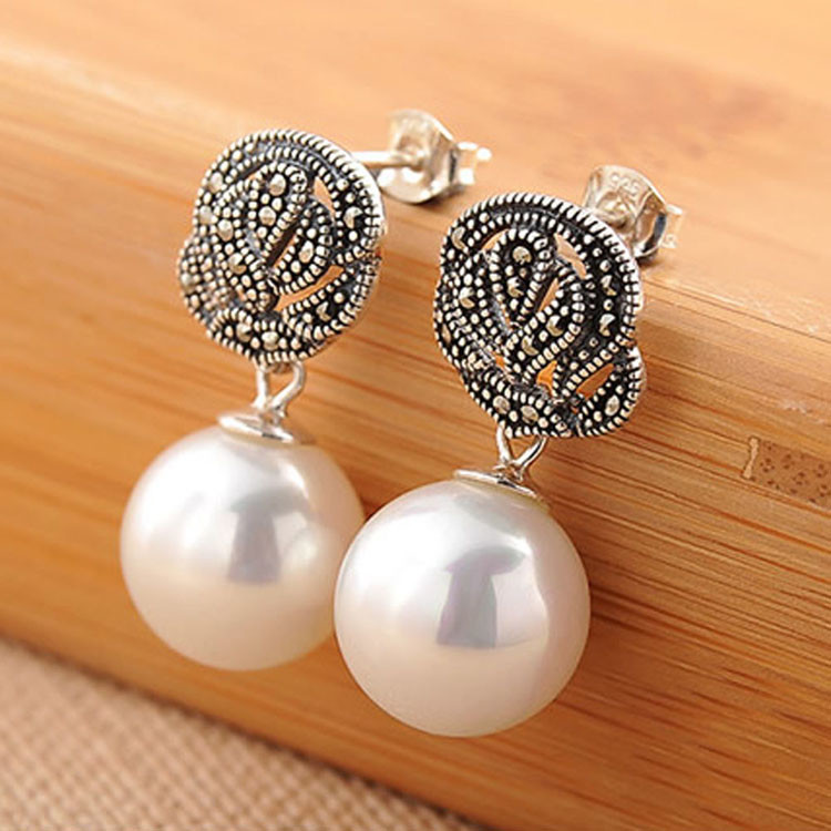 925 Silver Round 12mm White Simulated Shell Pearl Earrings Thai Style Jewellery (E12143)