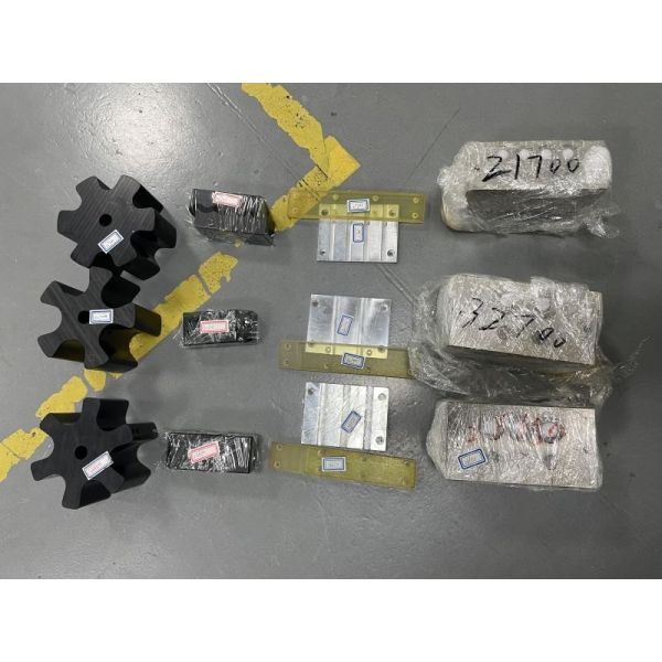 Automatic Insulation Fish Paper Pasting Machine for 18650 21700 26650 32700 Lithium Battery