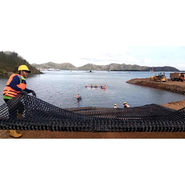 Creep Resistant Polyester Geogrid Geosynthetic Material In Soft Foundation 50-100m Length