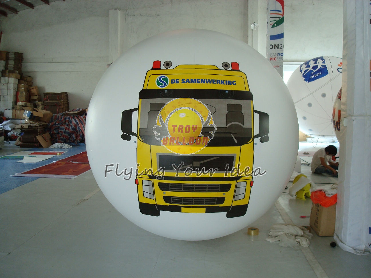 Yellow Zeppelin Helium Balloon Inflatable Waterproof For Outdoor Sports