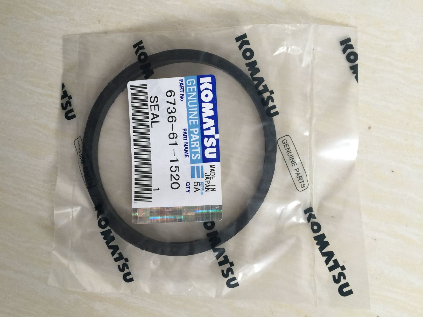 Part No. : 6736-61-1520 SEAL,WATER PUMP use for komatsu pc200-6 pc200-8 WATER PUMP