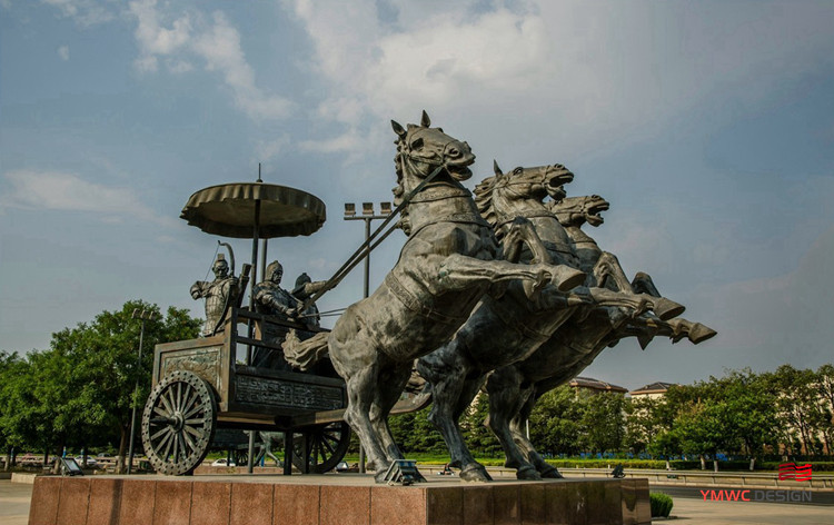 Custom Print Method Bronze Carriage Sculpture with Four Horses in Urban Landscape