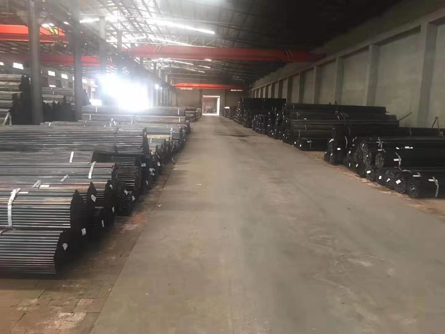 Cold Rolled Galvanized Round Tubing , Customized Length Thin Wall Metal Pipe