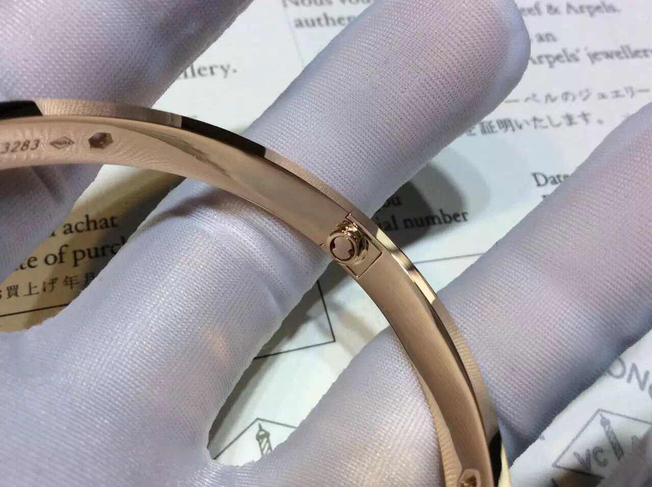 Love Bangle in 18K gold with diamonds from china jewelry factory
