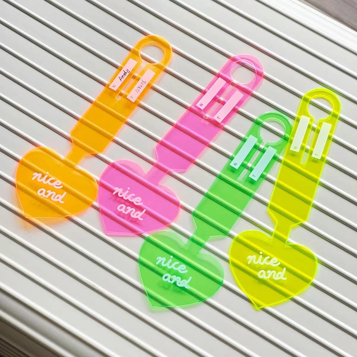 Flexible Silicone Travel Suitcase Tags Set for Bags Baggage Modern Identification Labels