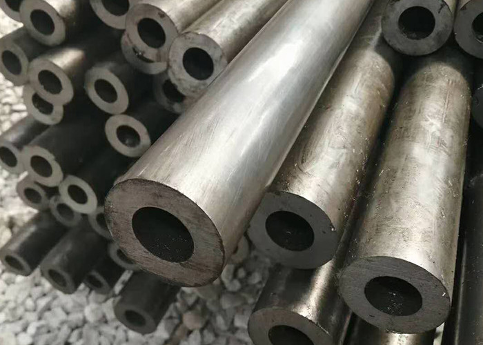 A192 Seamless Boiler Tube And Heat Exchanger Tube  Carbon Seamless Steel Pipe Galvanized Seamless Steel Pipe