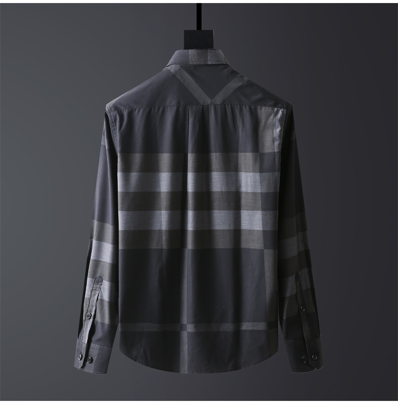 Plus Size Men's Dress Shirts in Solid Color Poplin Fabric with Covered Button Closure