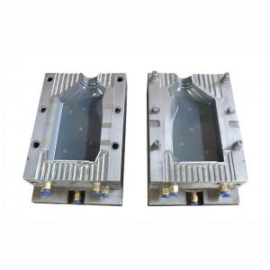 China Single Cavity Automative Plastic Mould Injection For 1L PE Material Petrol Bottle on sale