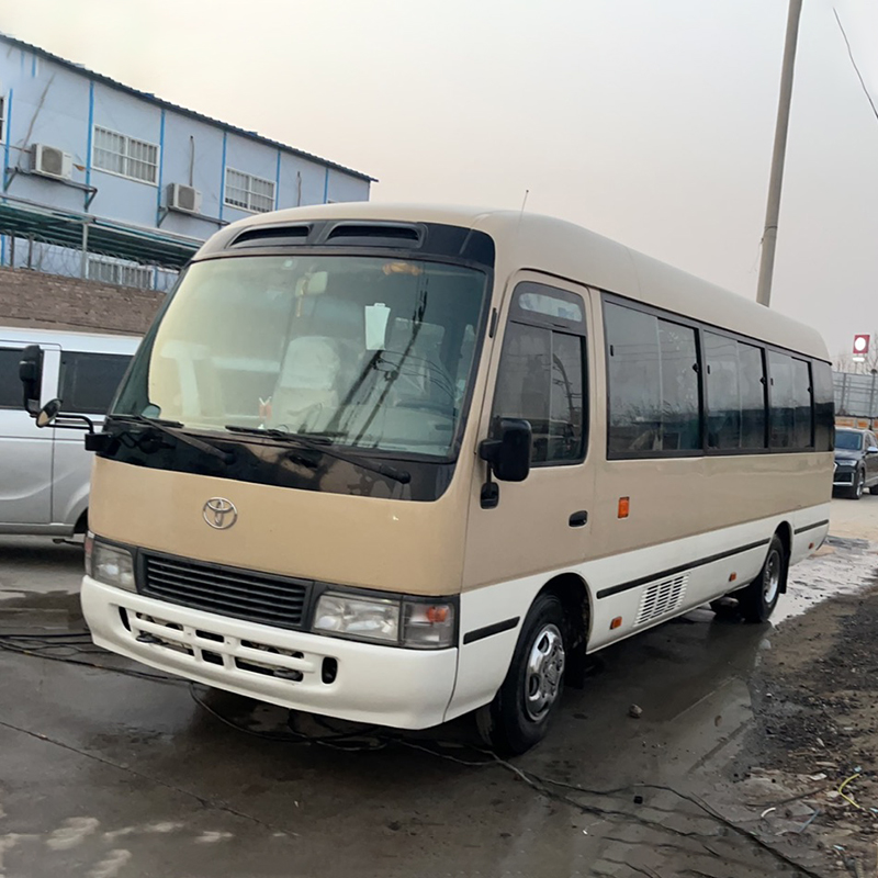 Manual Transmission Toyo Ta Diesel 19-30 Seats Coaster Bus with Gas / Petrol Fuel Type