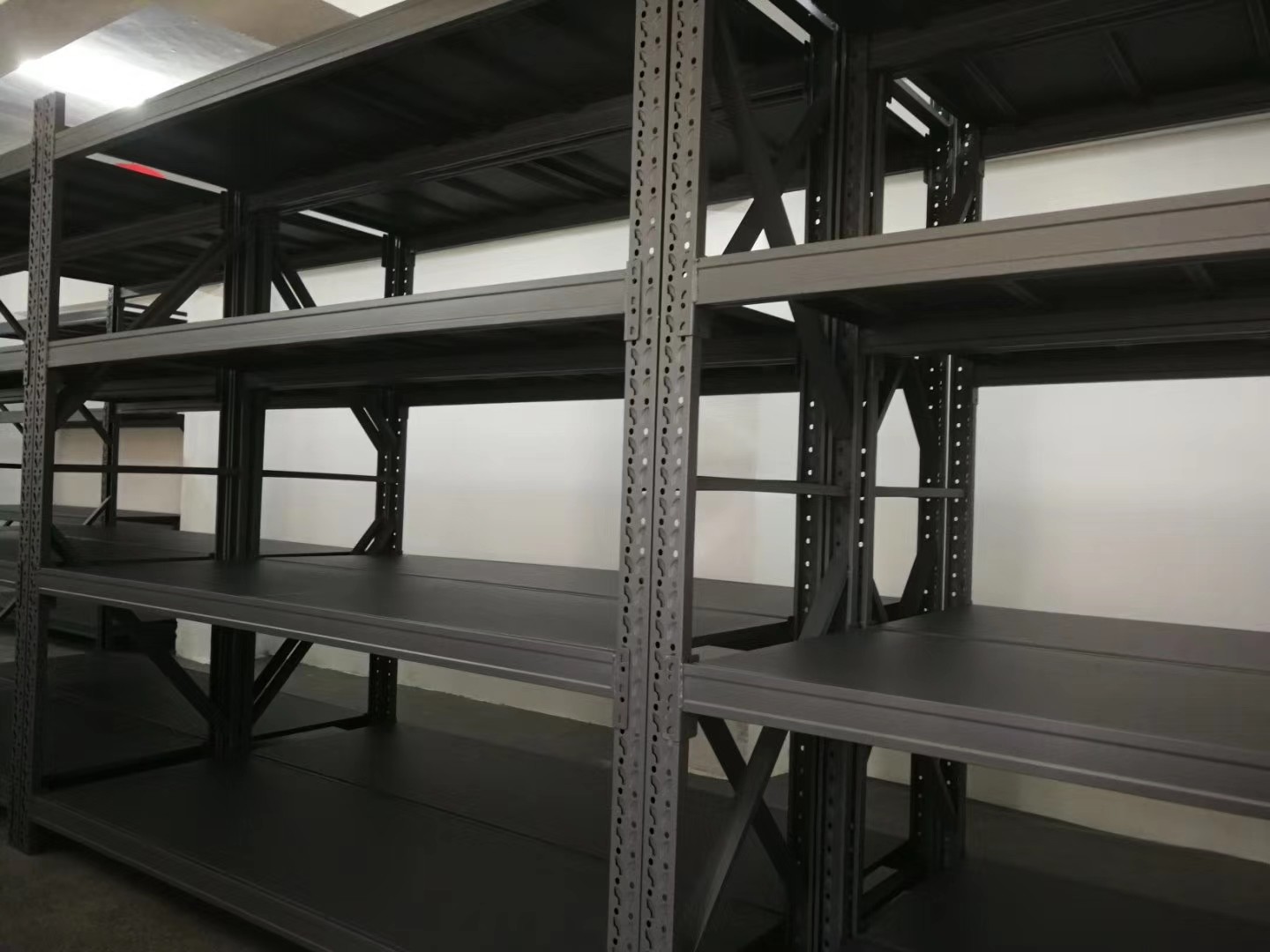 Easy assembly Warehouse Shelf Racks For Pallet Storage 1200×450×1800mm size