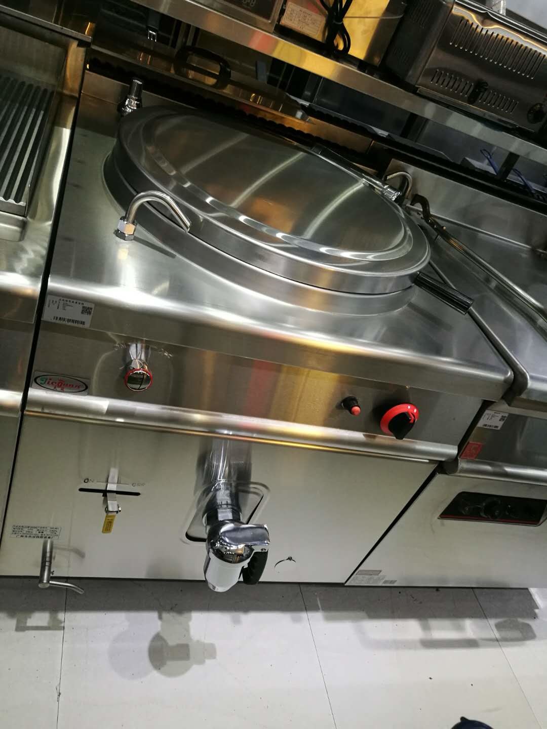 JUSTA Gas Indirect Jacketed Boiling Pan Kitchen Equipments 150L Soup Cooker Machine