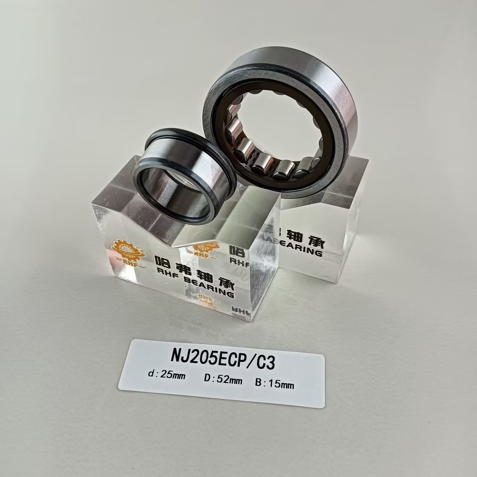 Single Row 25*52*15mm Cylindrical Roller Bearing for Lubricate Grease or Oil Lubricated