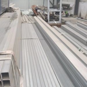 Hot Dipped Galvanized Rectangular Square Pipe With Petals / Flowers Surface