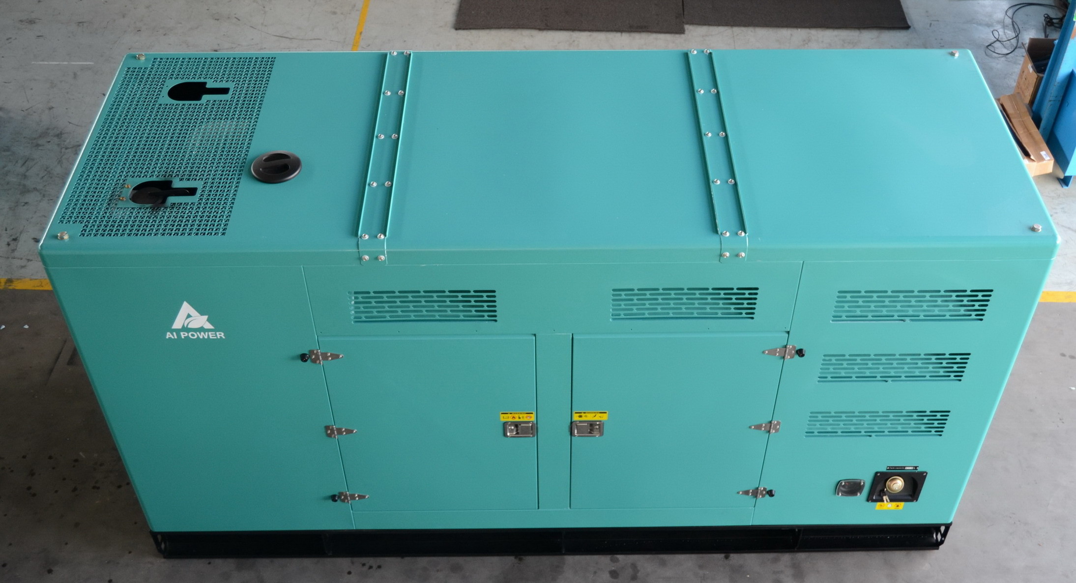 Custom Heavy Duty 500 Kw Cummins Diesel Generator Set 550 Kva