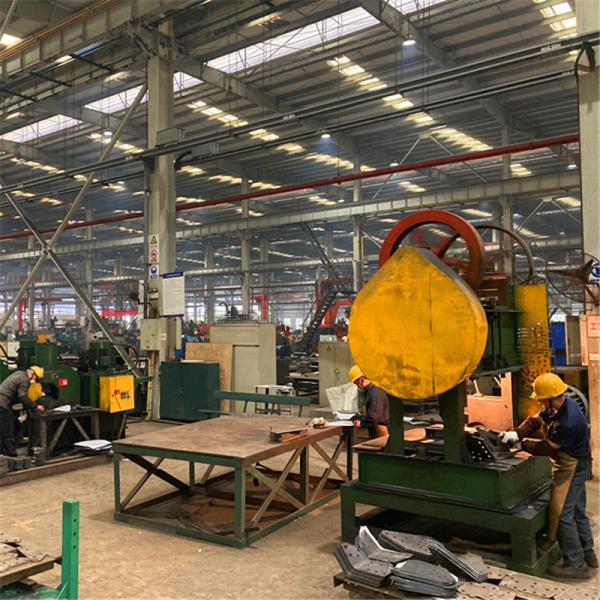 Galvanized Cell Phone Steel Pole Telecommunication Rooftop Tower