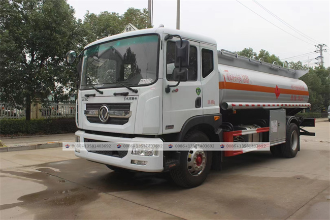 Dongfeng Fuel Bowser 12000 Liter Fuel Tanker Truck Single Row Cab 2 Axles