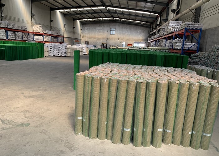 25x25mm 10m length PVC Coated Welded Steel Wire Mesh Green Garden Mesh Fencing