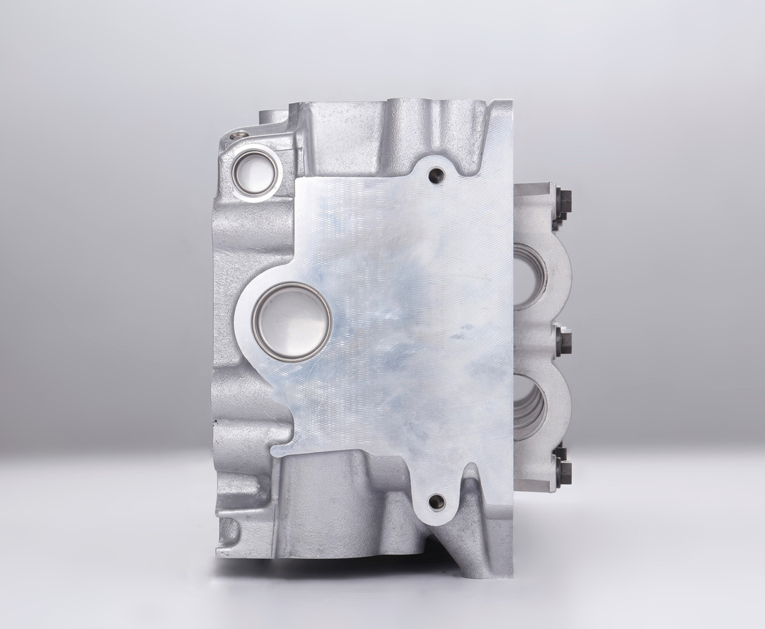 1kd-Ftv 1110130050 Amc 908783 Diesel Cylinder Head For Toyota