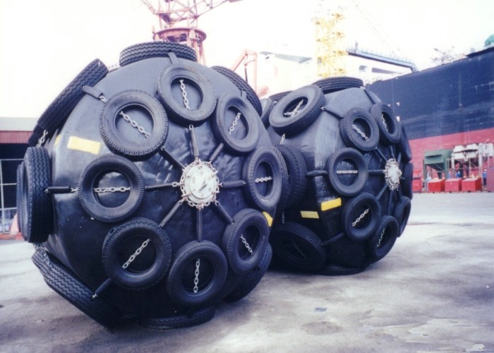 Pneumatic Rubber Foam Filled Fender Marine Boat Fender DIA 0.5m-4.5m