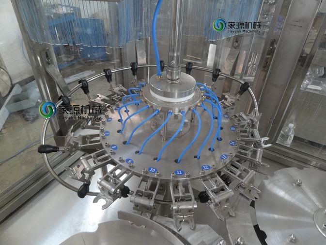 Stainless steel slivery white carbonated drinks machine 2000kg weight power 5.03