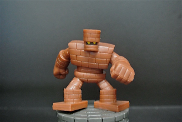 85 - 90 Degree Japanese Anime Figures , Japanese Action Figures For Game Player